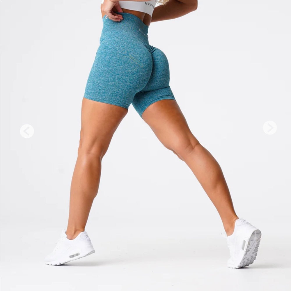 NVGTN Teal Seamless Scrunch Shorts Size L